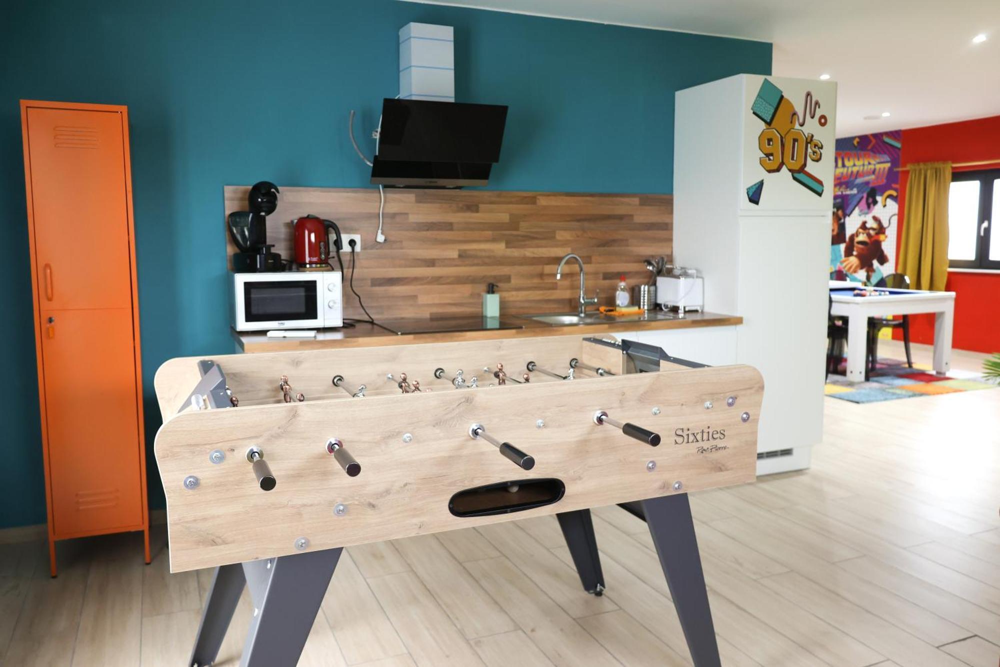 Capsule 90'S - Balneo - Sauna - Flipper - Billard - Netflix - Nintendo Switch & Jeux - Mons Exteriér fotografie